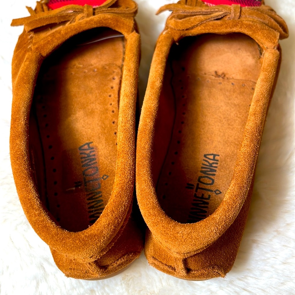 Minnetonka Genuine Suede Kitty Leather Moccasins - Picture 7 of 15